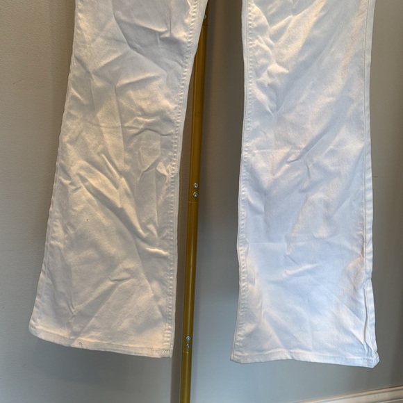 Tinseltown White high rise Flare Button fly jeans NWT 7/28 - Picture 4 of 11